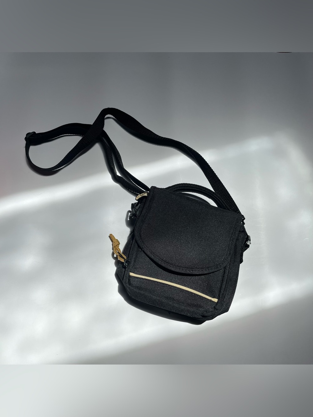Mini camera bag